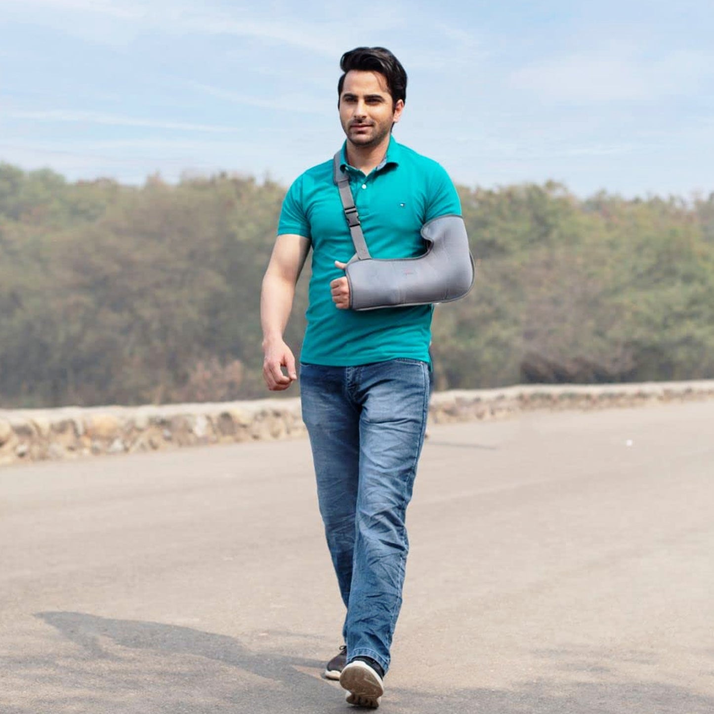 Pouch Arm Sling - Large